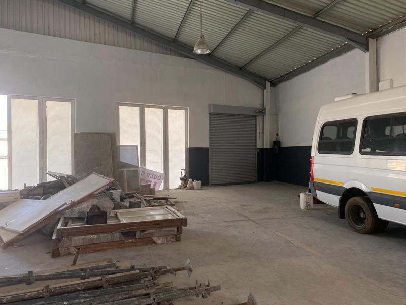 To Let commercial Property for Rent in North End Eastern Cape